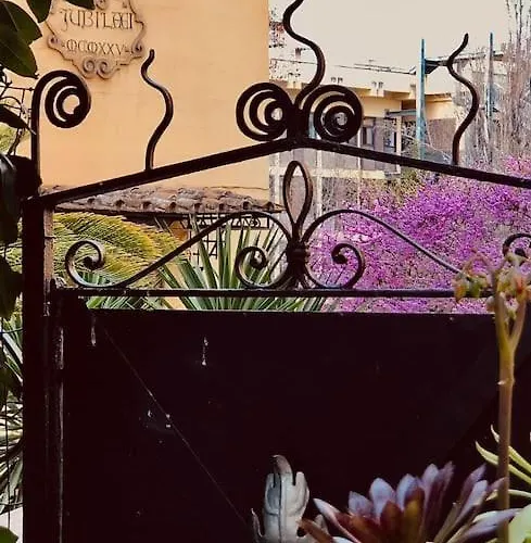 Isola Roger - Con Giardino A * Roma