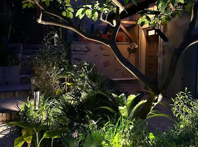 Vakantiehuis Isola Roger - Con Giardino A Rome