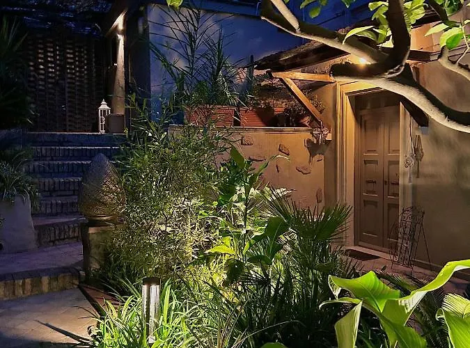 Vakantiehuis Isola Roger - Con Giardino A *